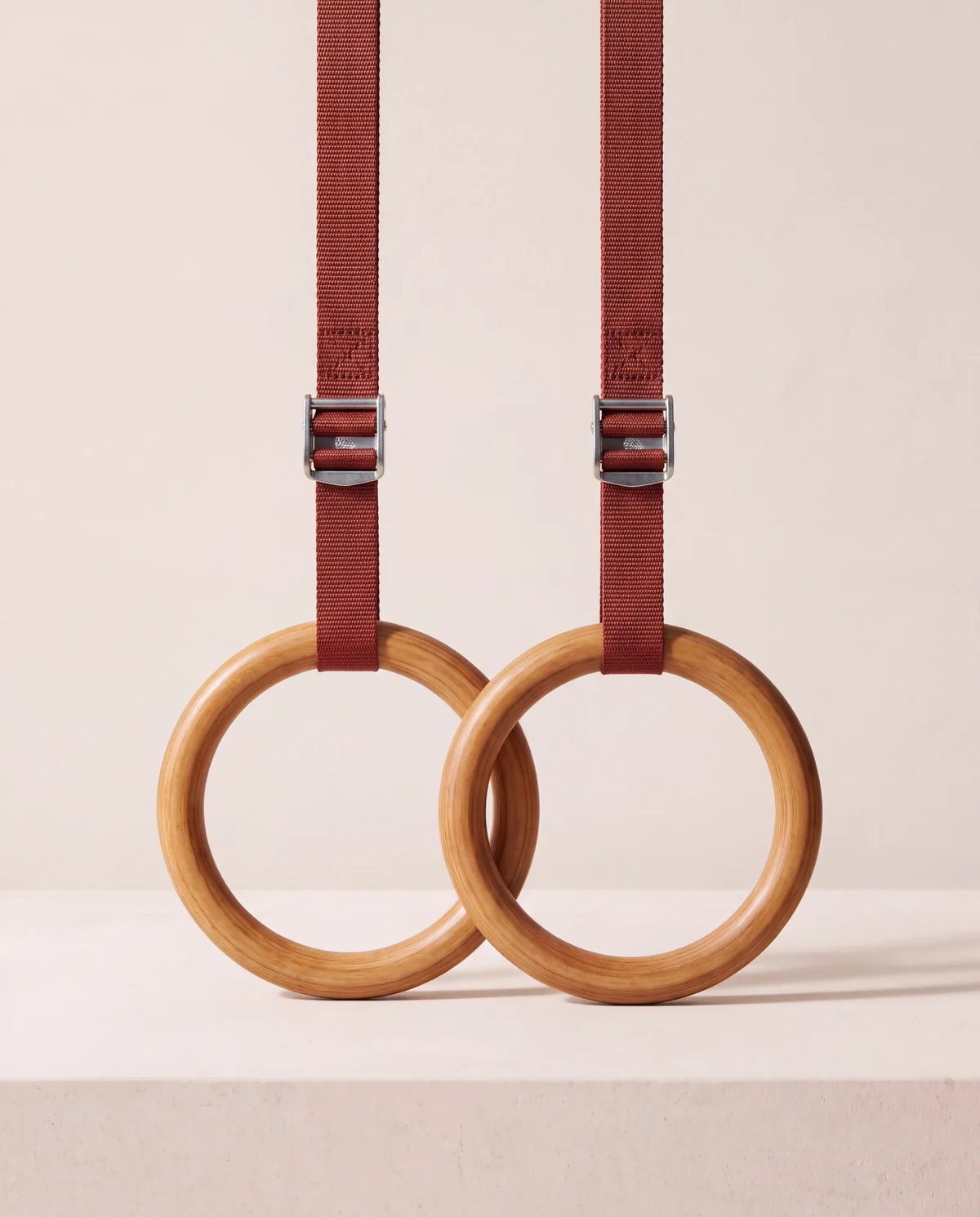 Wood gymnastic rings, 1.25 in grip, 15 ft straps